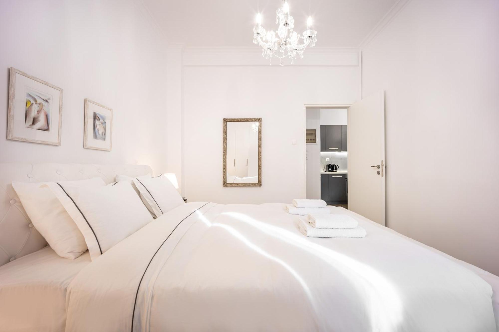 Zen Elegant Apartment In The Center Of أثينا المظهر الخارجي الصورة