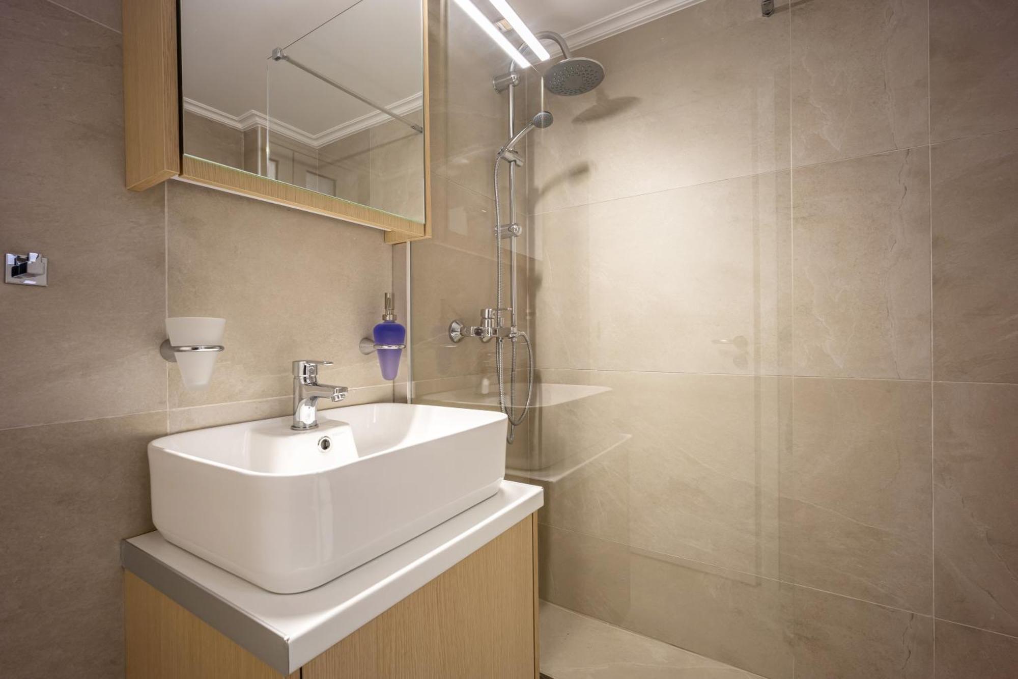 Zen Elegant Apartment In The Center Of أثينا المظهر الخارجي الصورة