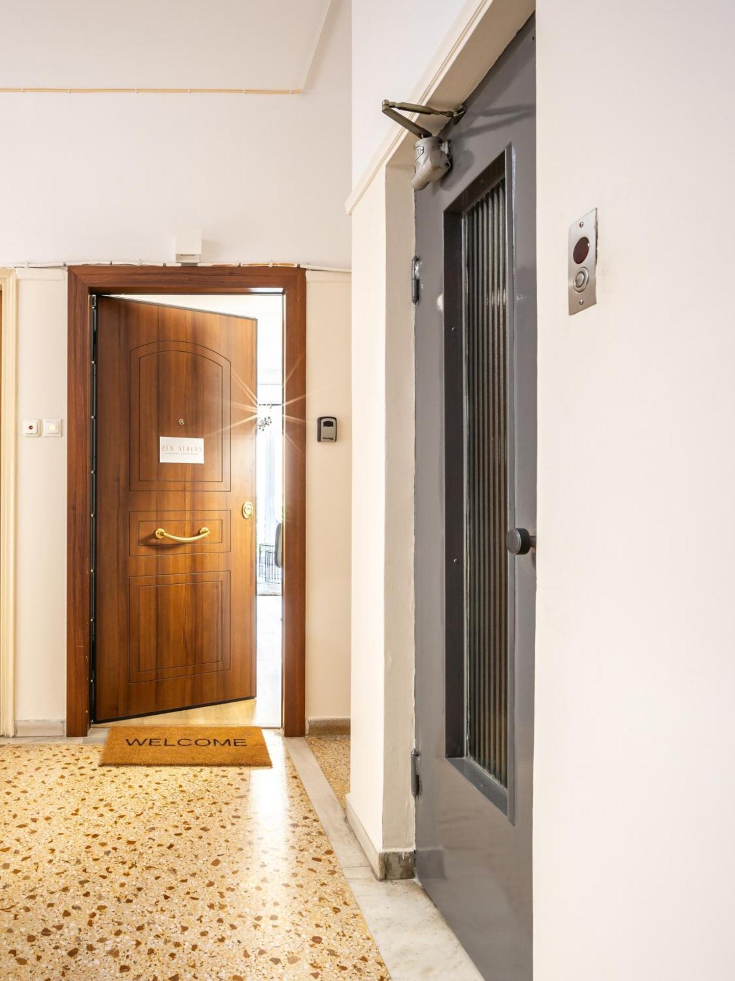 Zen Elegant Apartment In The Center Of أثينا المظهر الخارجي الصورة